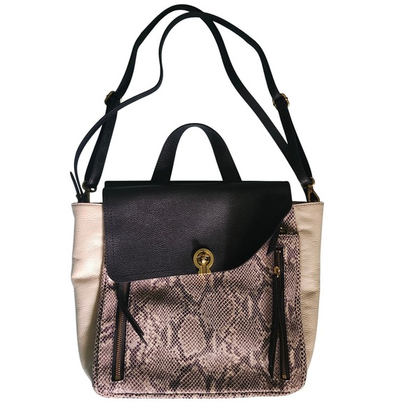 Fossil Amelia Leather Convertible Crossbody Bag Backpack Purse‎ Snake Print - Picture 2 of 9